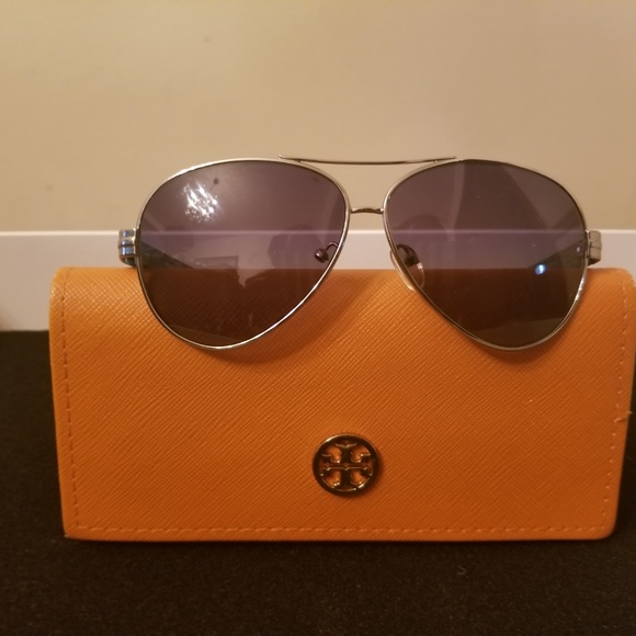 Tory Burch Accessories - Tory Burch Sunglasses